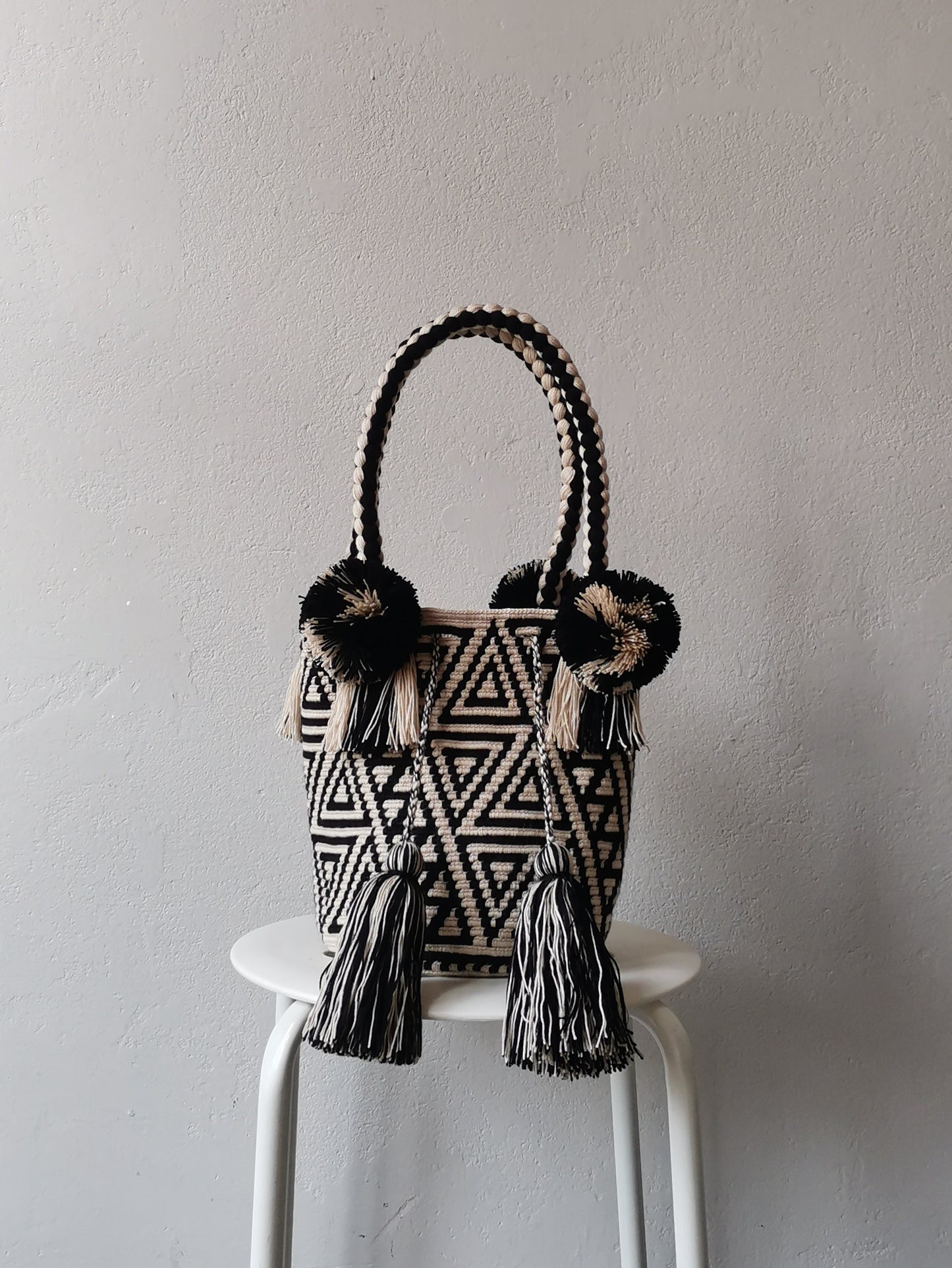 Sac à main Mochila M beige et noir