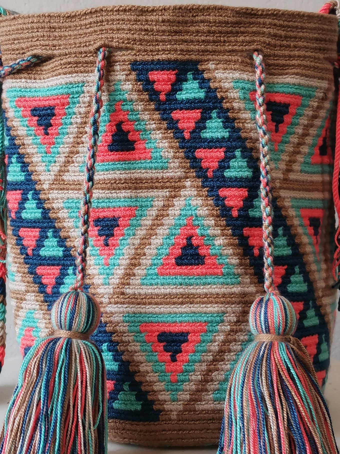 M beige and light blue mochila shoulder bag