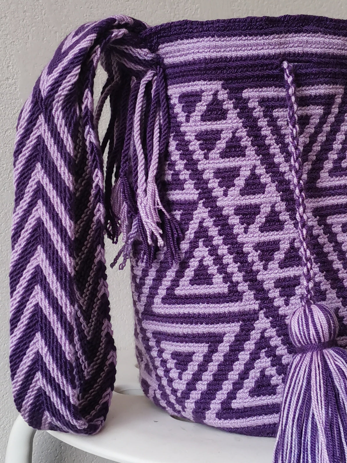 M purple and lilac mochila shoulder bag
