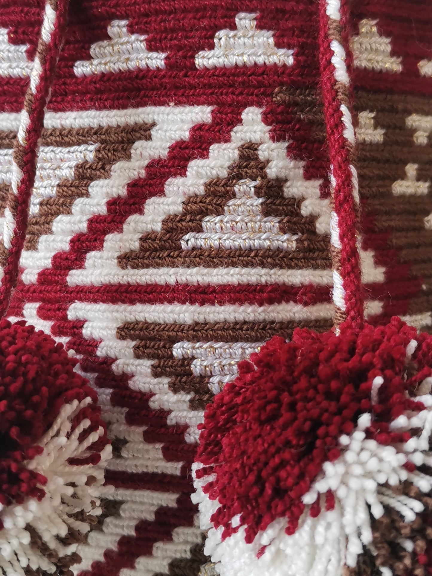 Mochila shoulder bag with pompon S in burgundy and white