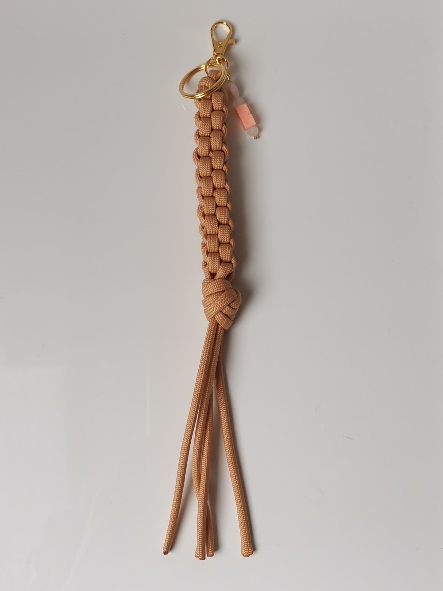Bag charm with knot savannah beige