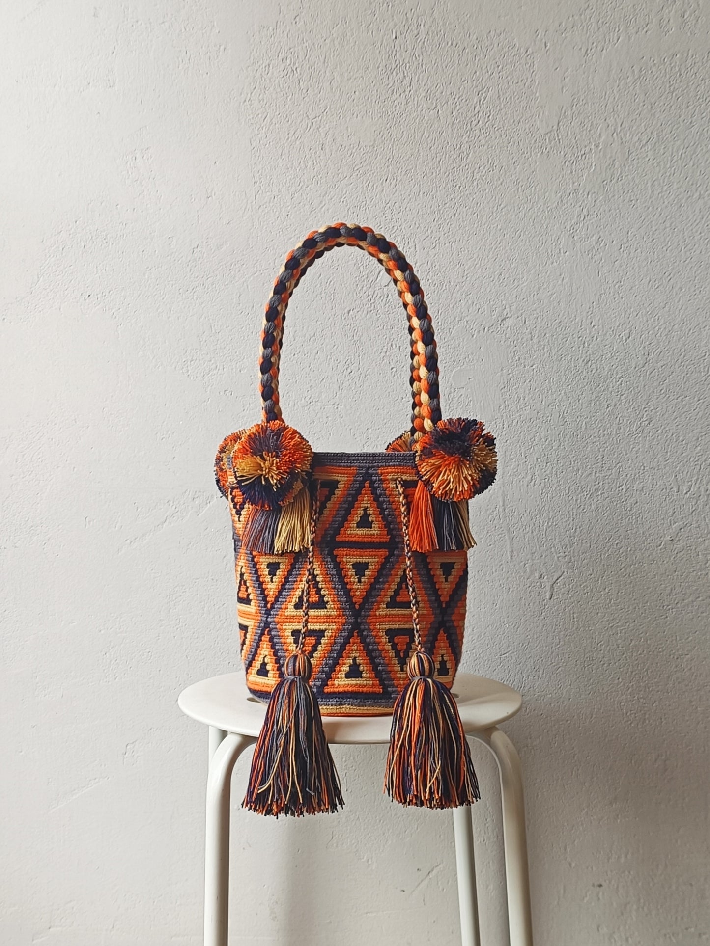 Borsa mochila a mano M grigio scuro e arancione - 10 YEAR ANNIVERSARY COLLECTION