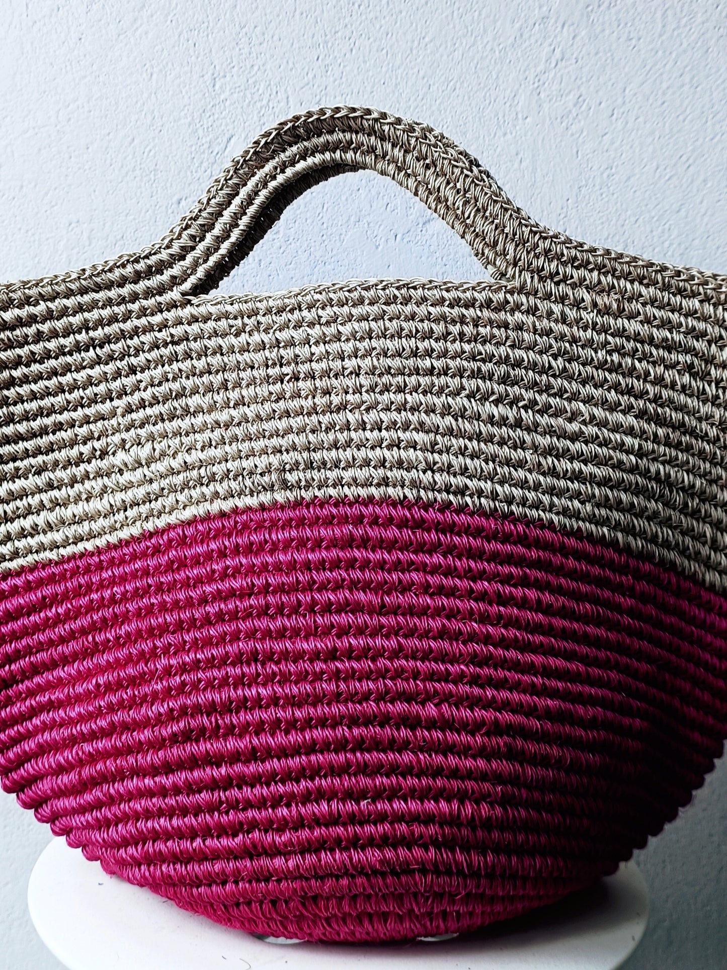 Tramae basket bag XL beige melange and fuchsia