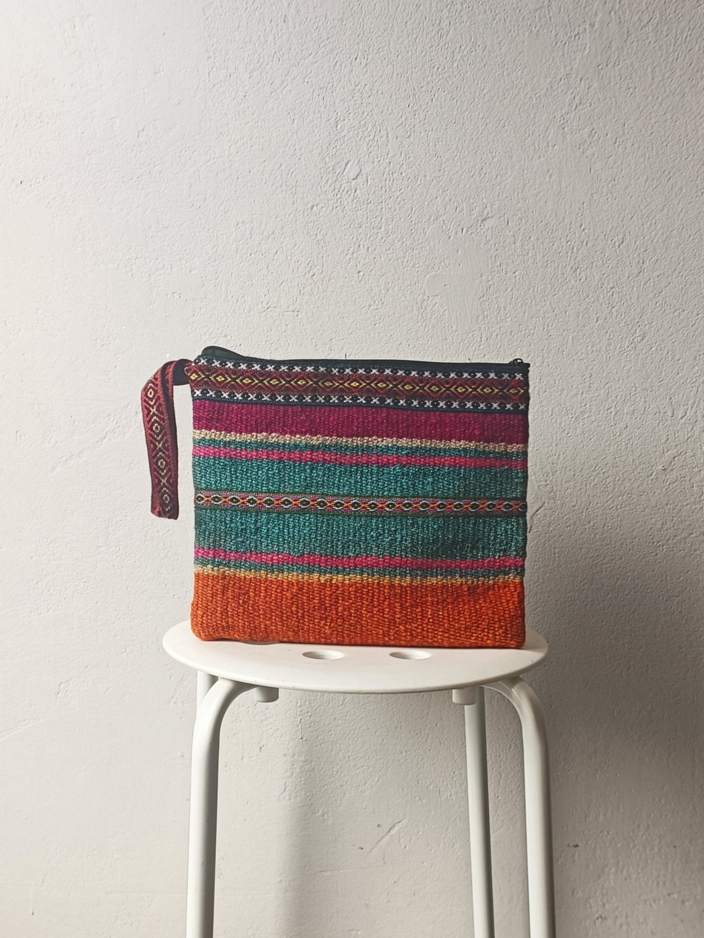 Borsa pochette Antique L azzurra e arancione