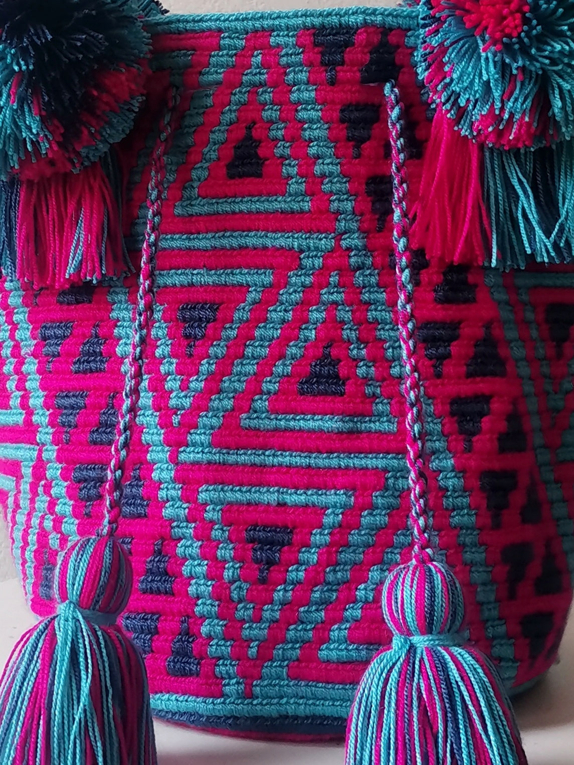 FIN DE SÉRIE - Sac à main mochila M bleu clair et rouge-fuchsia