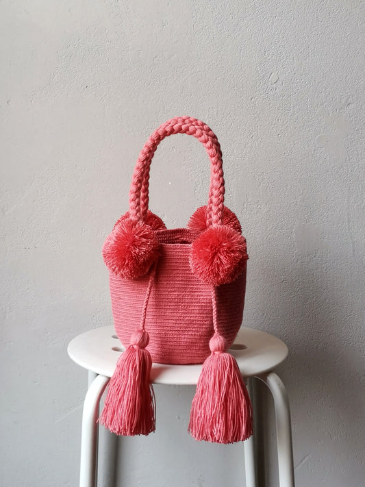 Single color S mochila handbag in guayaba pink