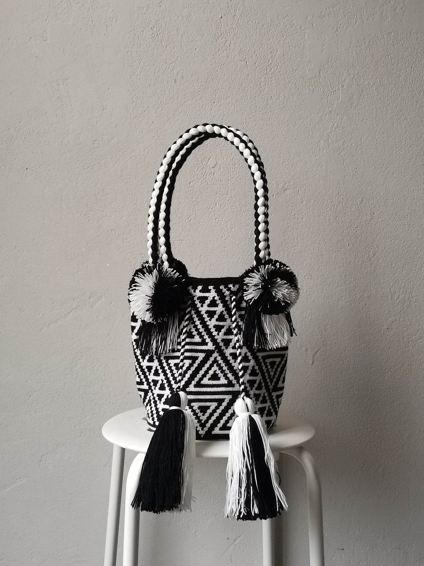 CAMPIONE - M black and white mochila handbag