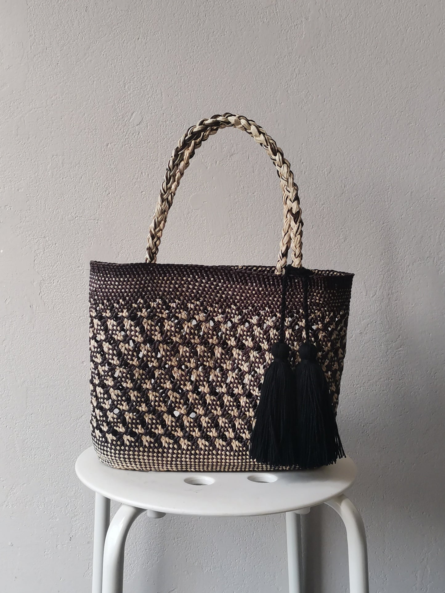 Cali M dark brown basket bag