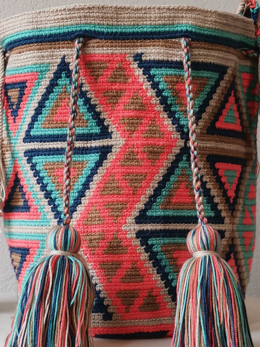M beige and light blue mochila shoulder bag