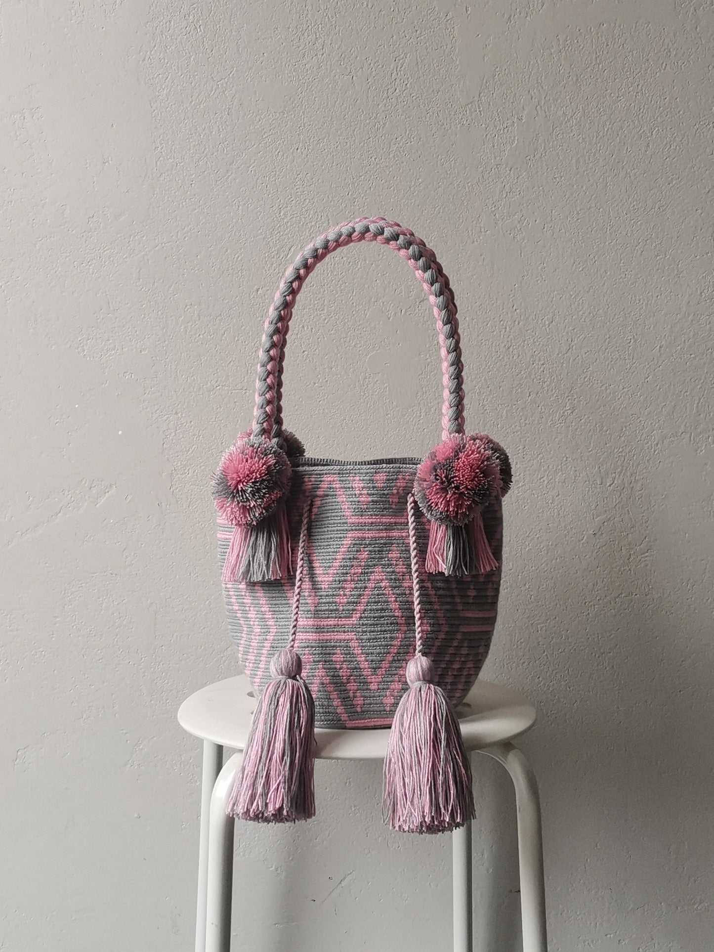M pearl gray and pink mochila handbag