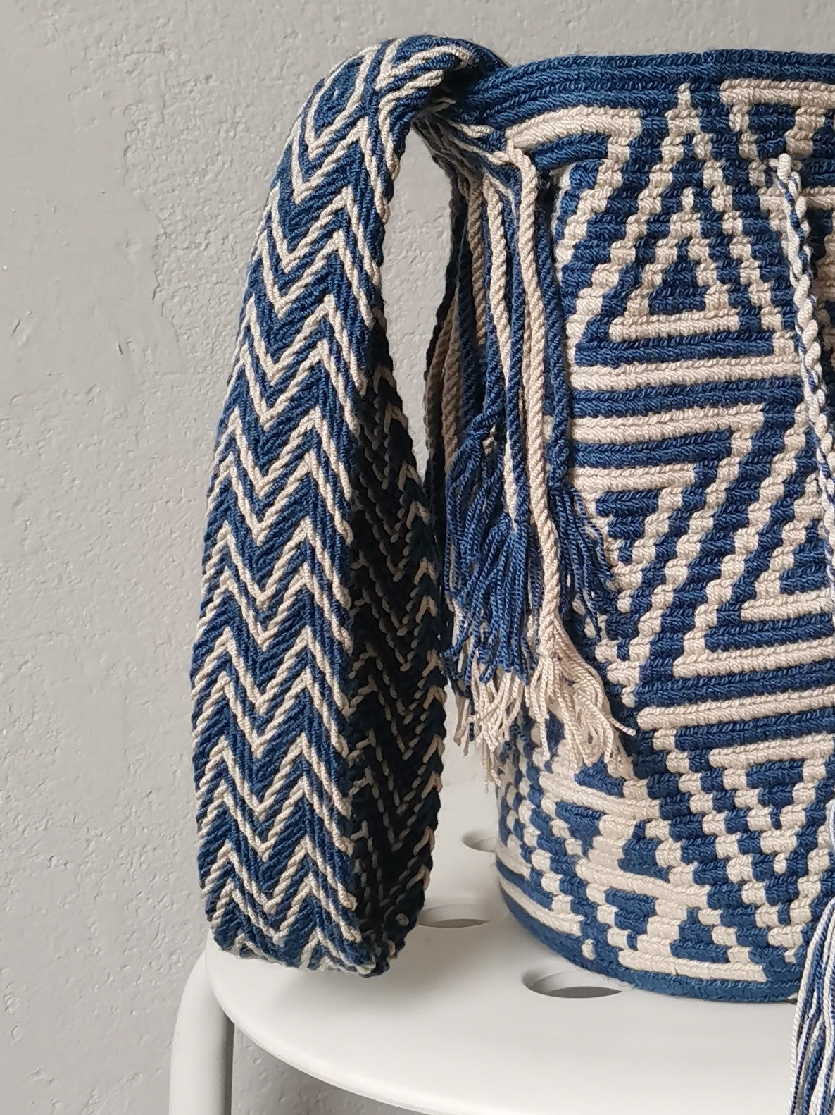 Borsa mochila a tracolla M blu e beige