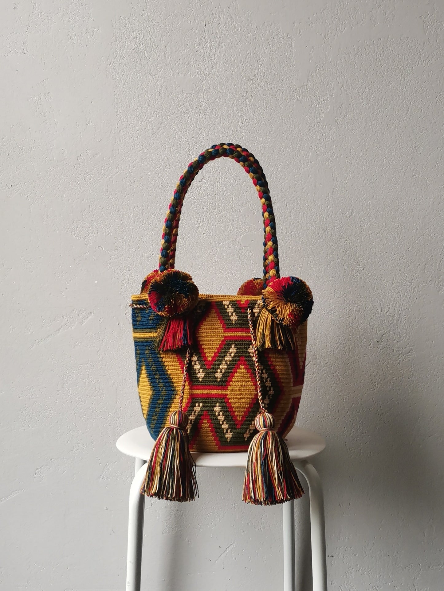 Borsa mochila a mano M giallo senape e rosso