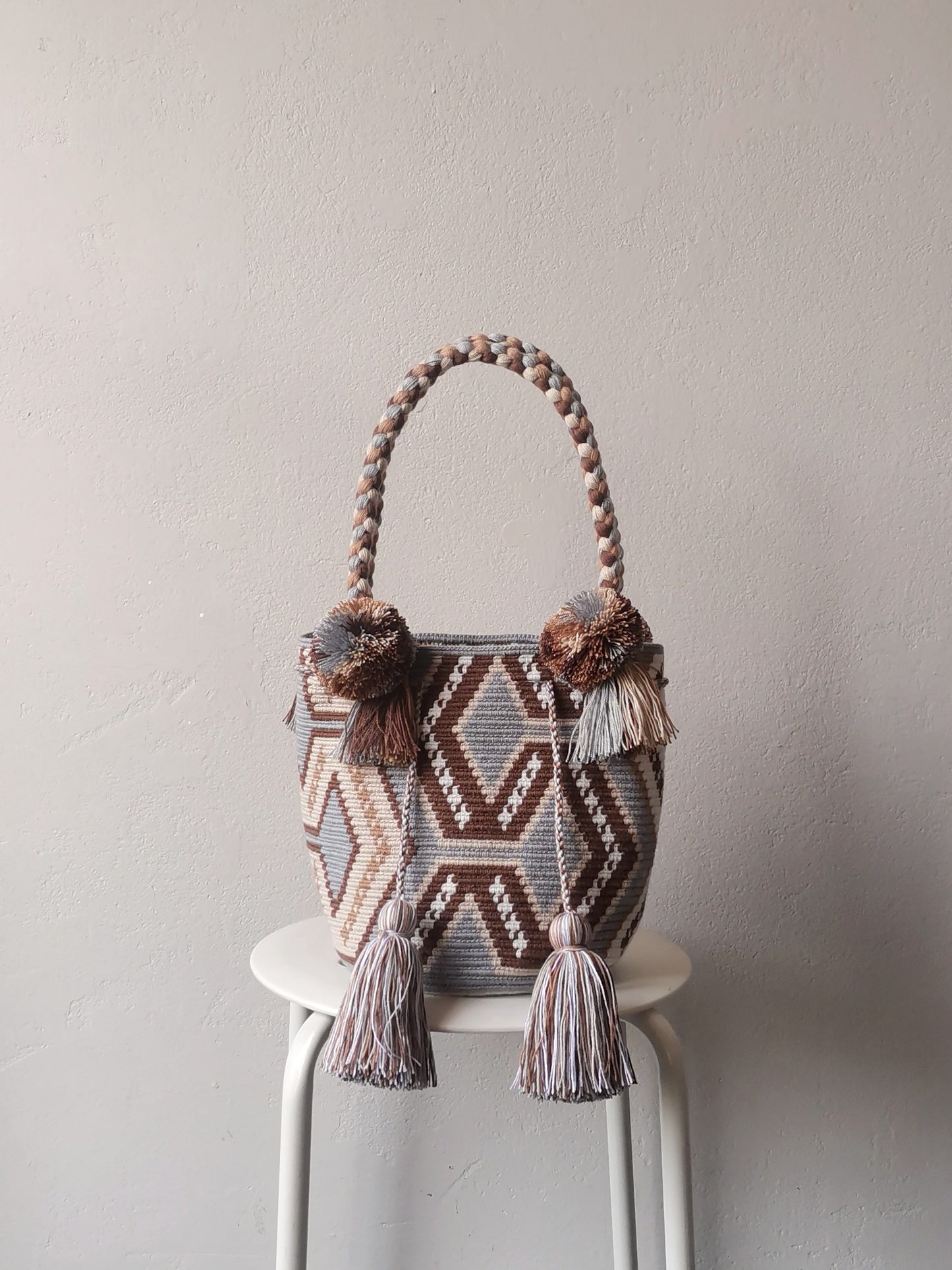 Sac à main mochila M gris perle et marron