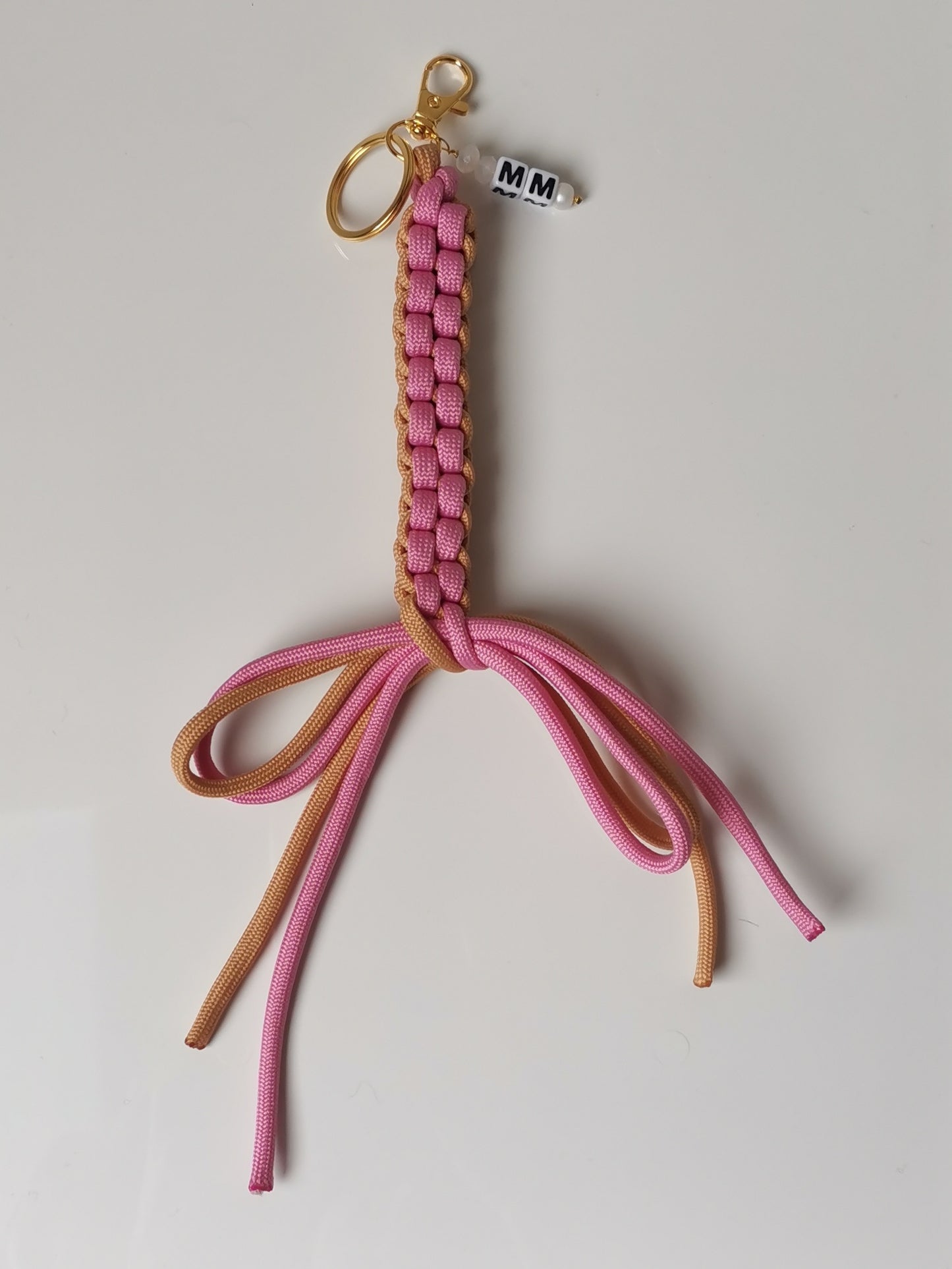 Charm per borse con fiocco rosa e beige