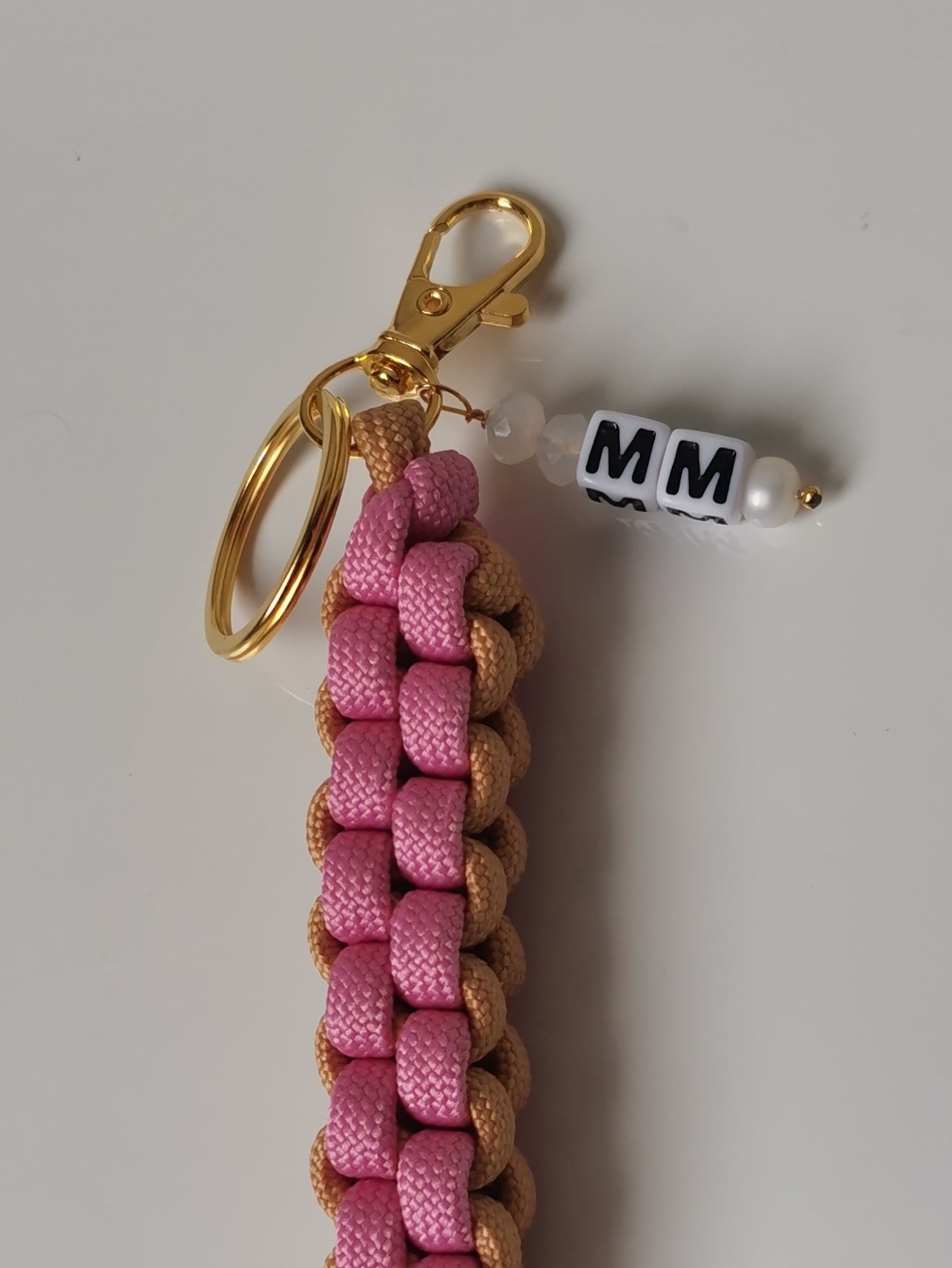 Charm per borse con fiocco rosa e beige