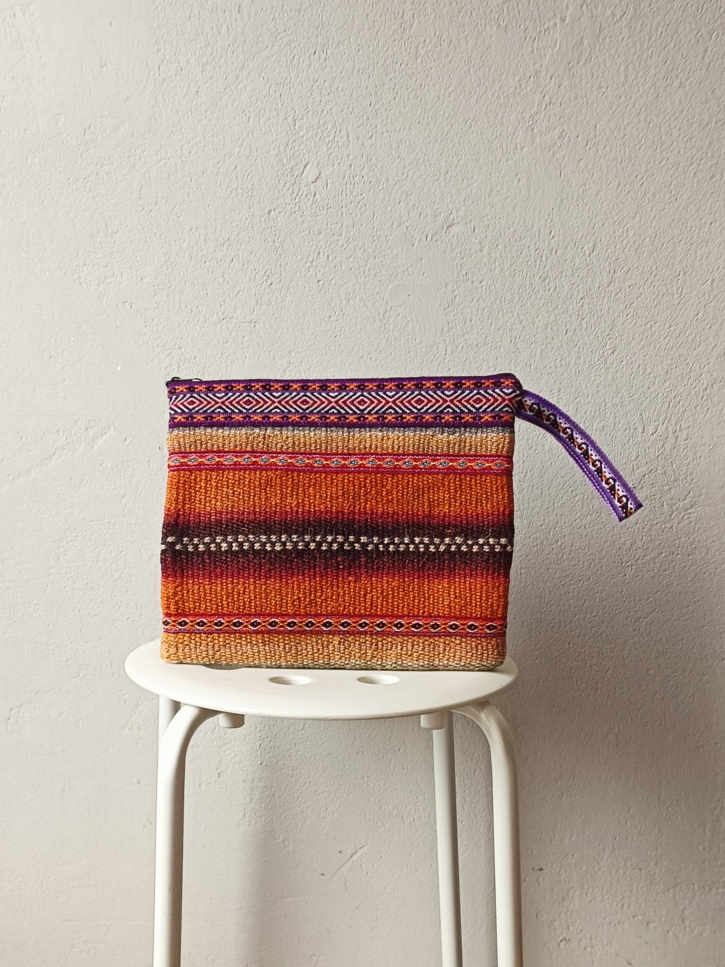 Antique clutch bag with handle L light blue and orange