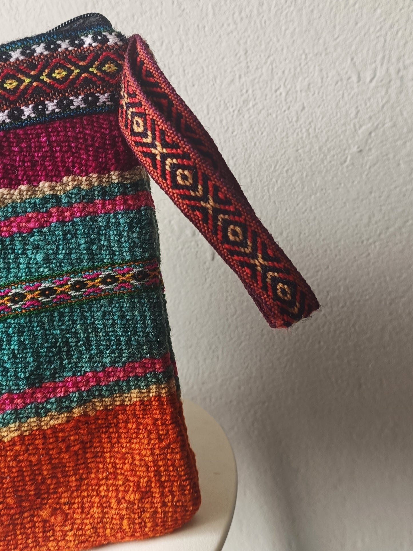 Borsa pochette Antique L azzurra e arancione