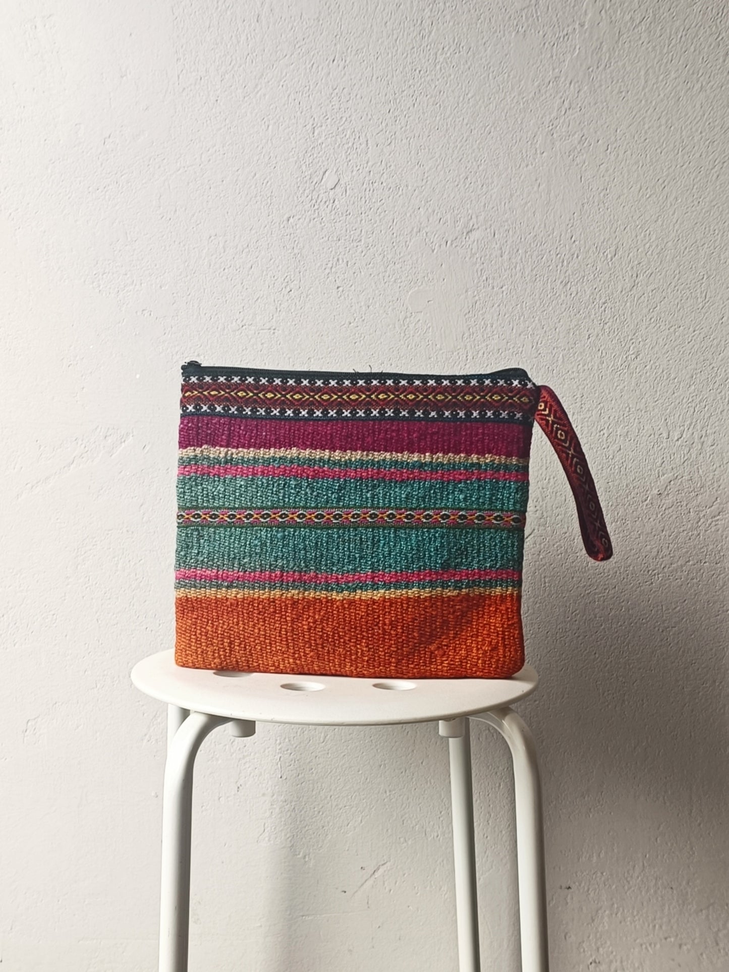 Borsa pochette Antique L azzurra e arancione