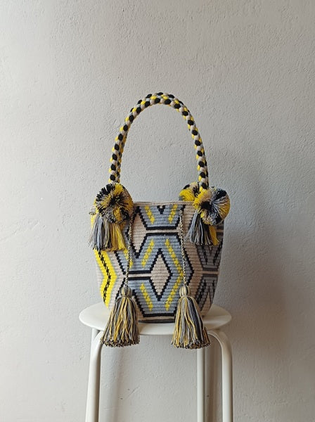 Borsa mochila a mano M gialla e nera