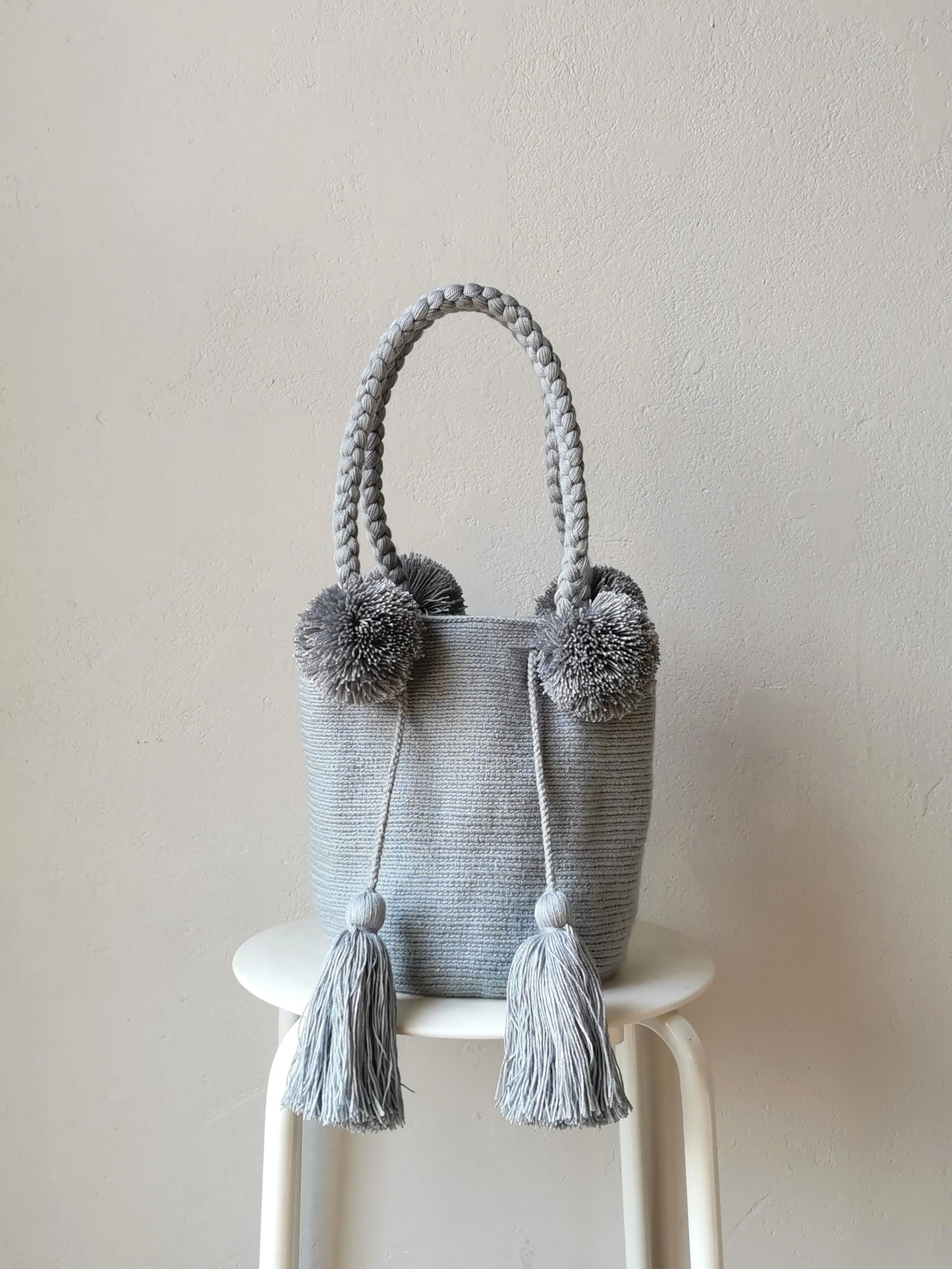 Mochila handbag M monocolor pearl gray