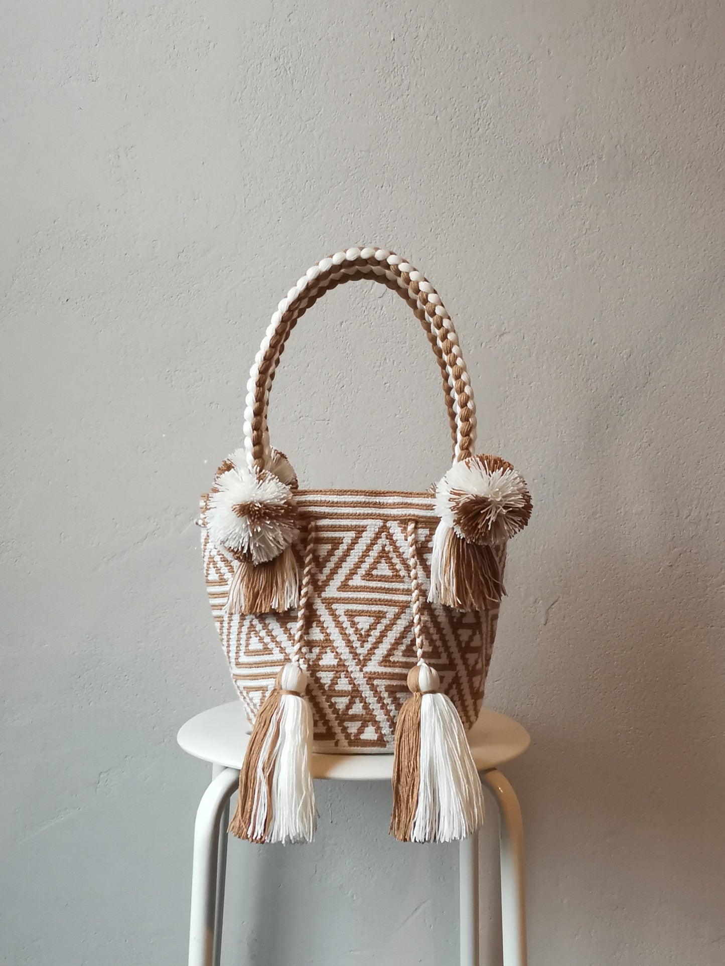 White and beige M mochila handbag