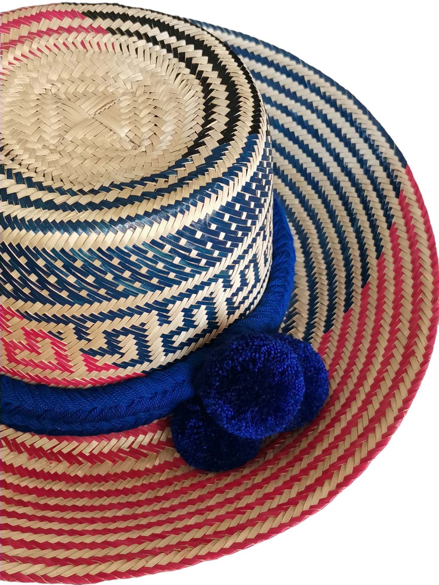 Chapeau traditionnel M bleu et rose avec coeurs